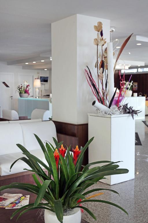 Hotel Bel Air Riccione Extérieur photo