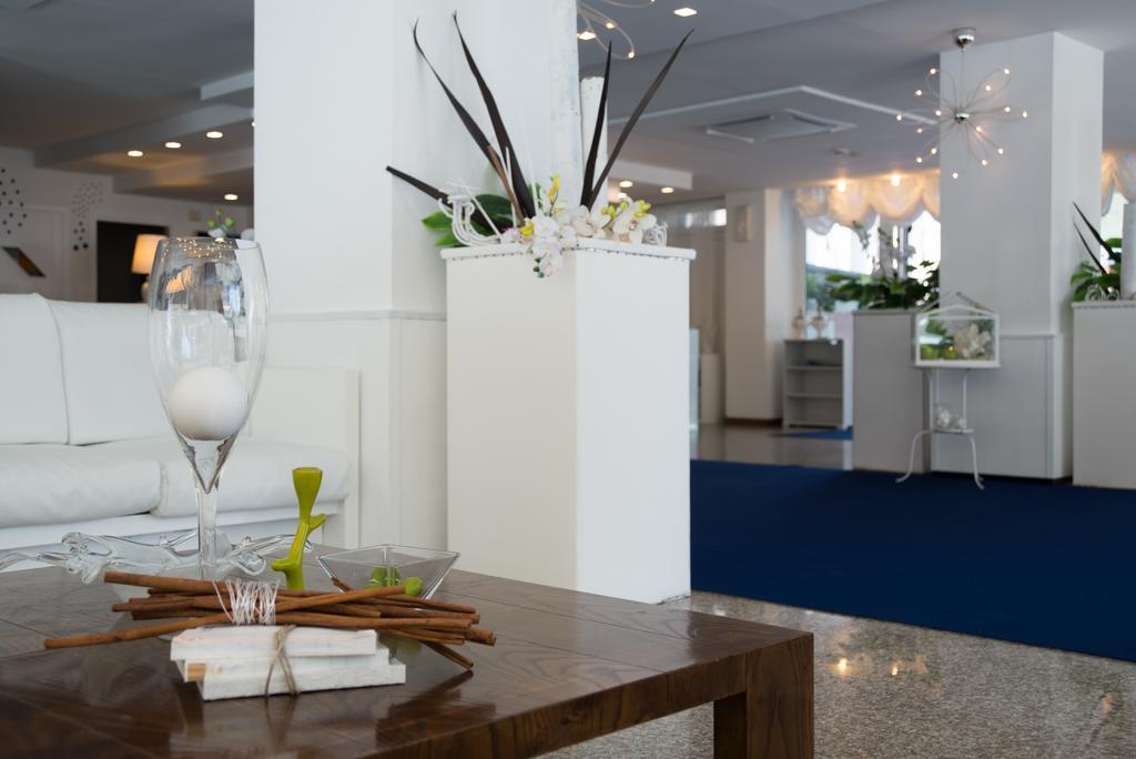 Hotel Bel Air Riccione Extérieur photo